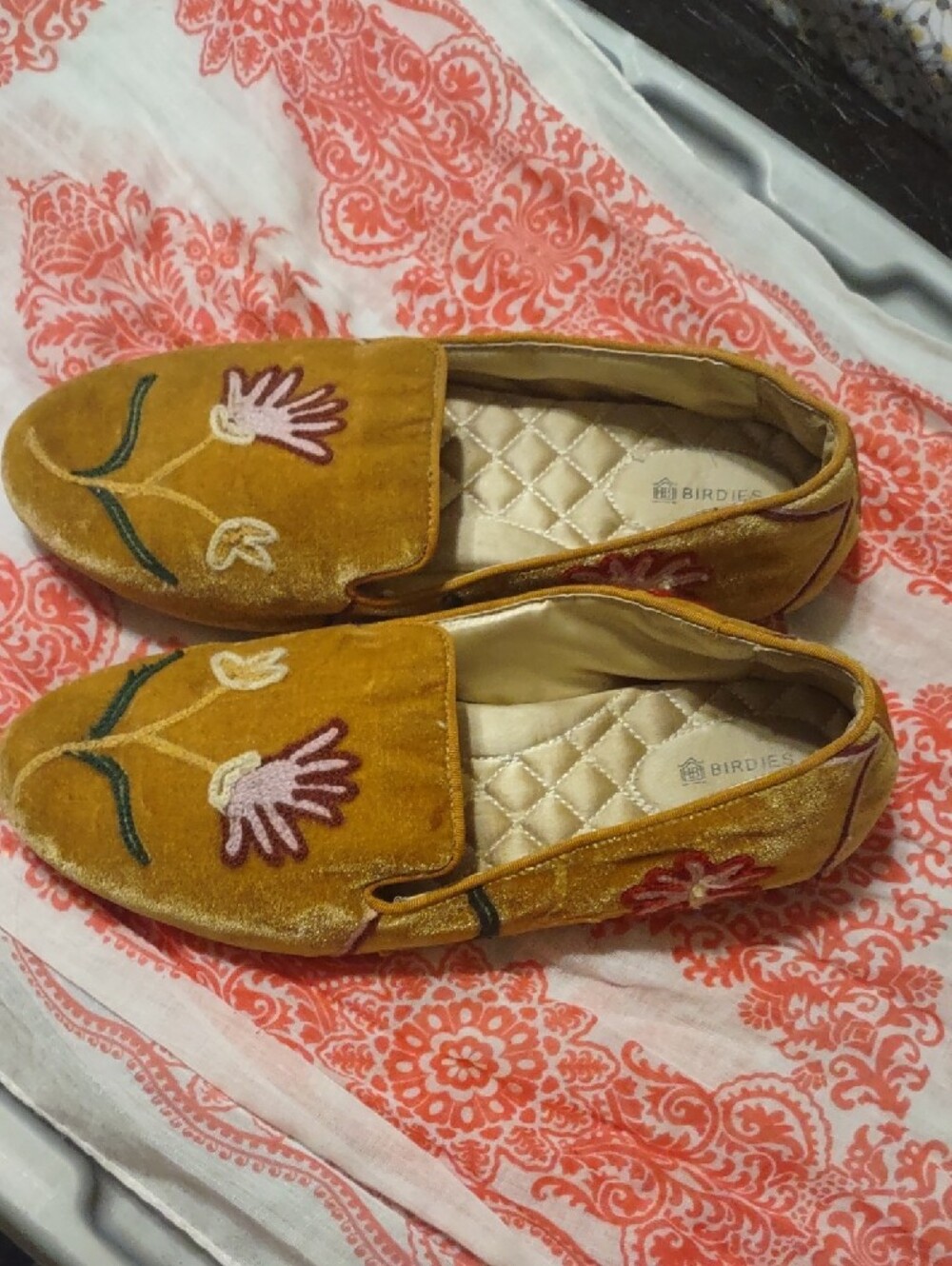 Birdies shoes Unbranded Women’s Mustard Velvet Embroidered Loafers Size 9 - Picture 3 of 10